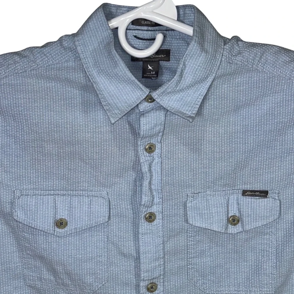 Eddie Bauer Mens Classic Fit Short Sleeve Button Up Shirt Blue Stripe Size M